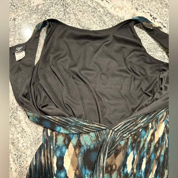 Libra Dress, SIZE LARGE, multicolour, some stretching, ruching, sleeveless - Picture 6 of 9